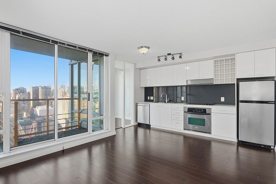 2001 668 Citadel Parade Vancouver, BC - 3