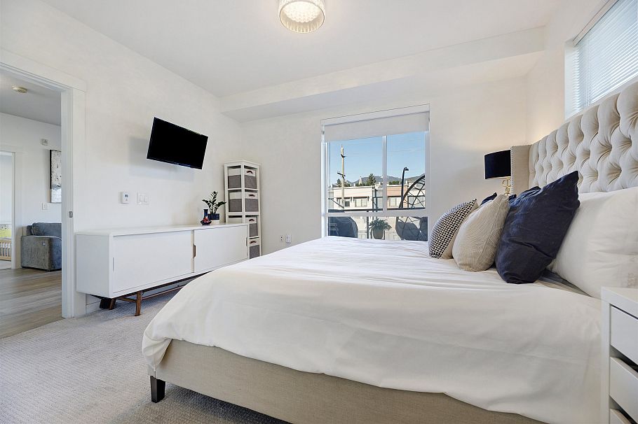 306 625 E 3rd Street North Vancouver, BC - 12