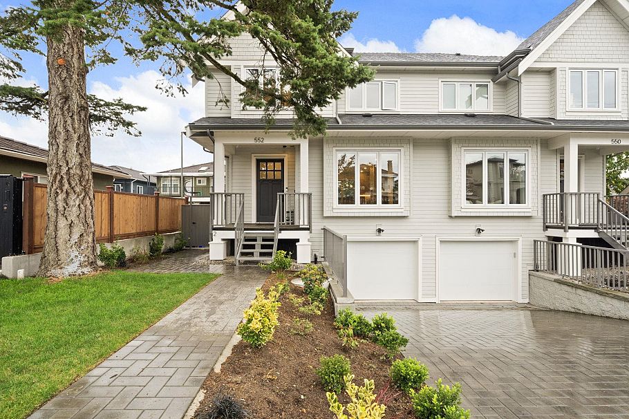 552 E 58th Avenue Vancouver, BC - 17