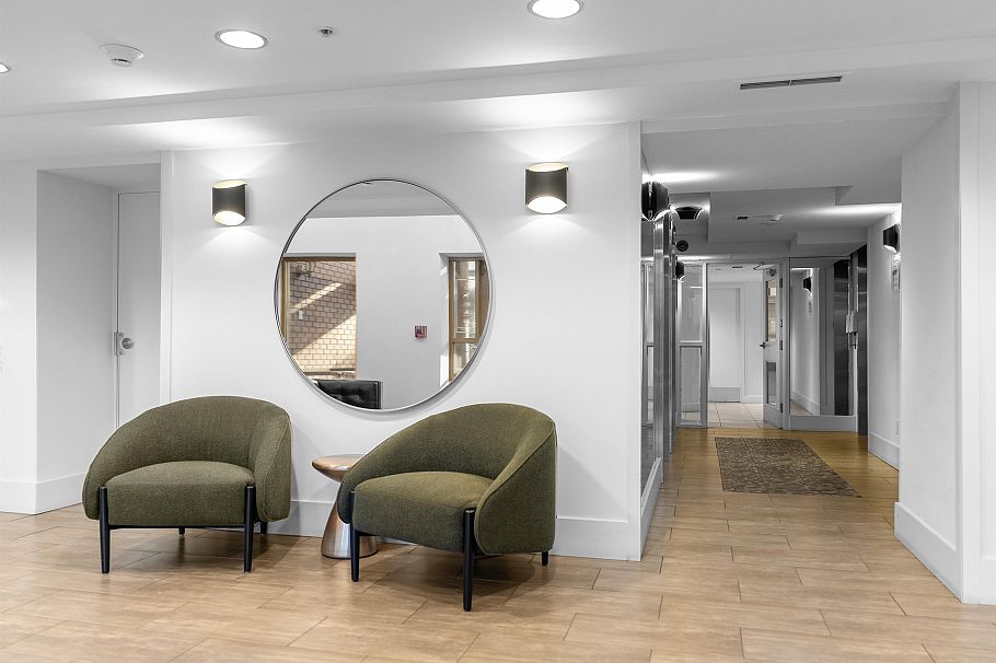 1506 867 Hamilton Street Vancouver, BC - 2