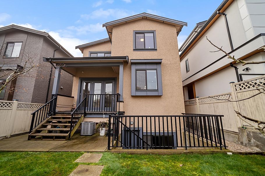 8068 Haig Street Vancouver, BC - 34