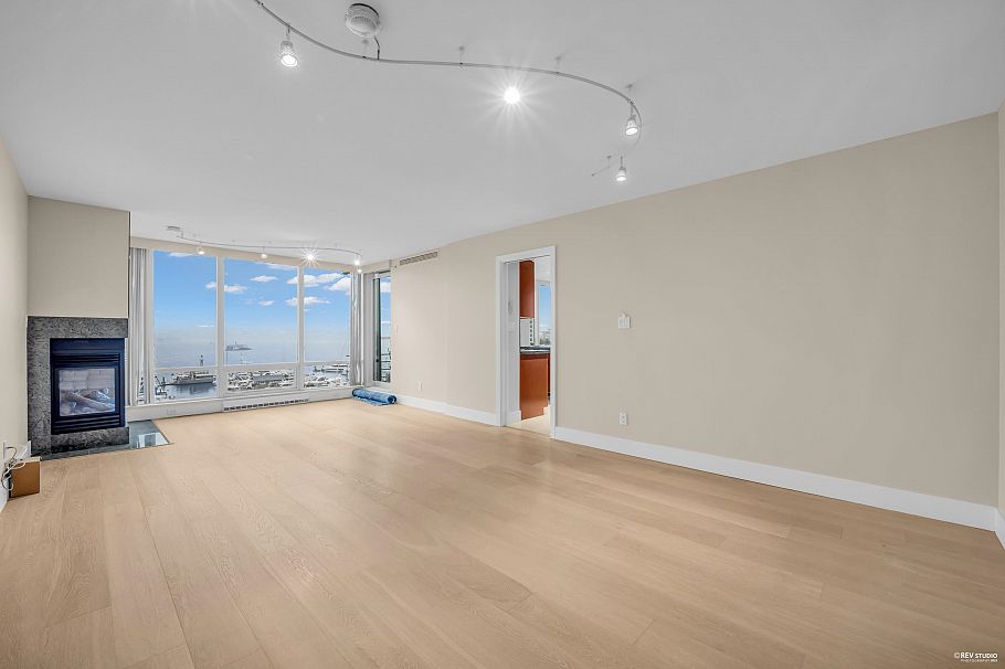 602 590 Nicola Street Vancouver, BC - 5