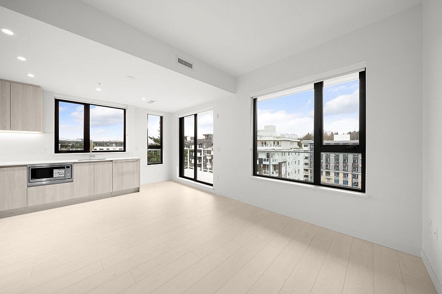 603 4928 Quebec Street Vancouver, BC - 4