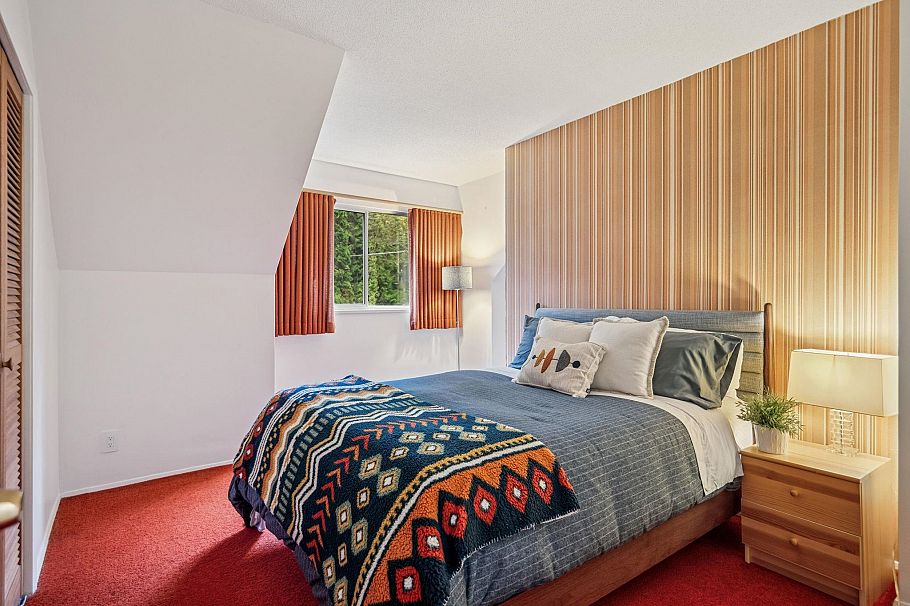 2174 Hoskins Road North Vancouver, BC - 30