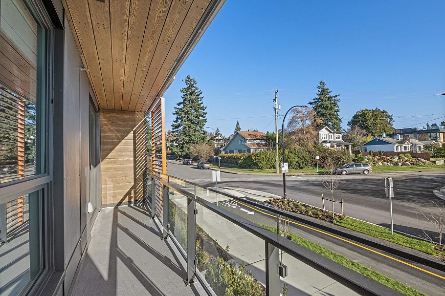 103 333 St. Davids Avenue North Vancouver, BC - 14