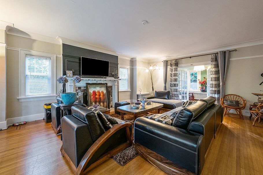 1516 Balfour Avenue Vancouver, BC - 2