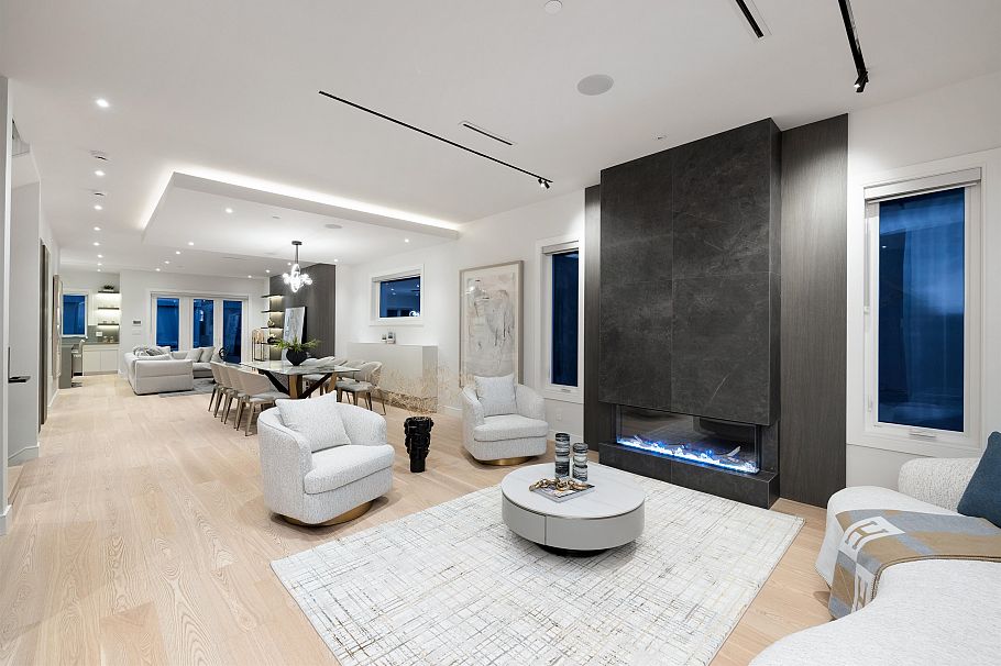 838 E 14th Street North Vancouver, BC - 14