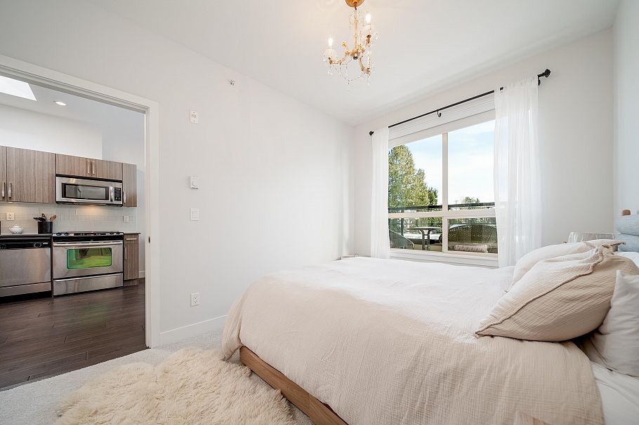 PH2 885 Salsbury Drive Vancouver, BC - 10