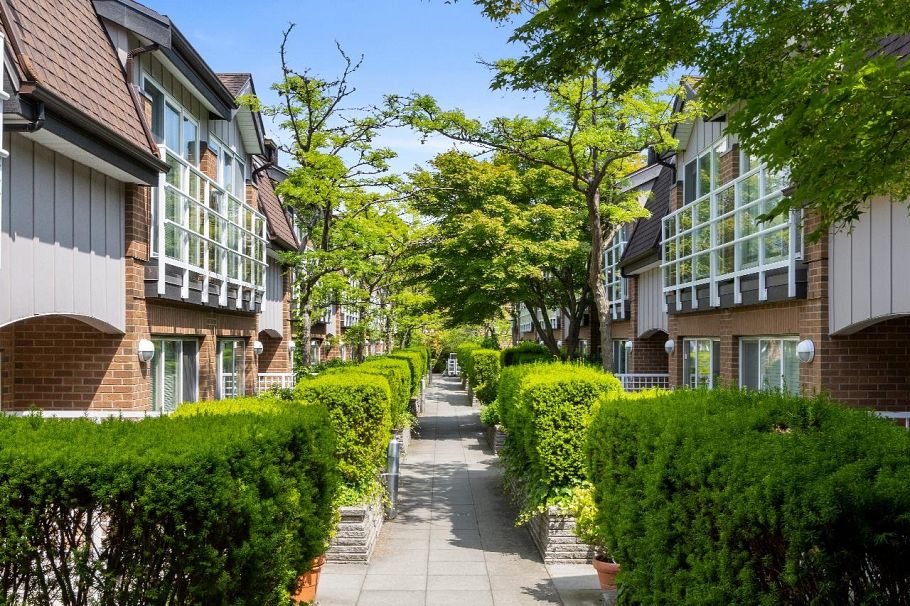 361 5790 E Boulevard Vancouver, BC - 1