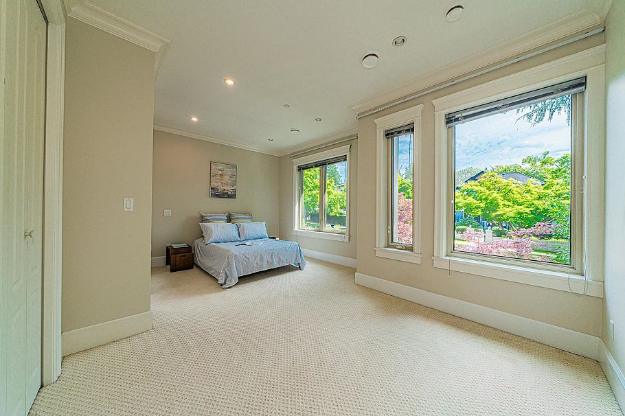 7165 Maple Street Vancouver, BC - 23