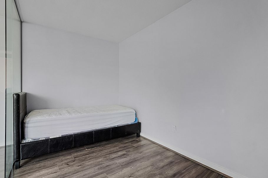 303 458 E 44th Avenue Vancouver, BC - 19