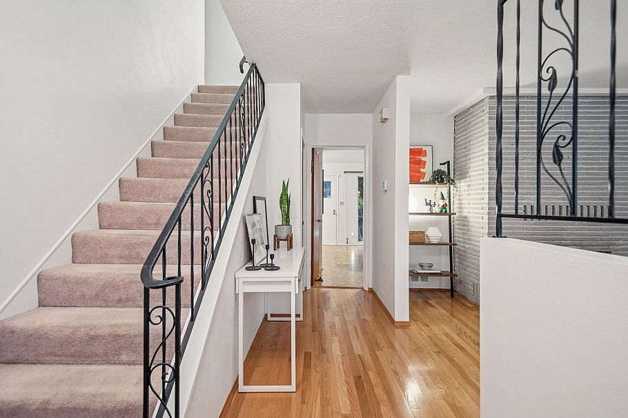 2174 Hoskins Road North Vancouver, BC - 9