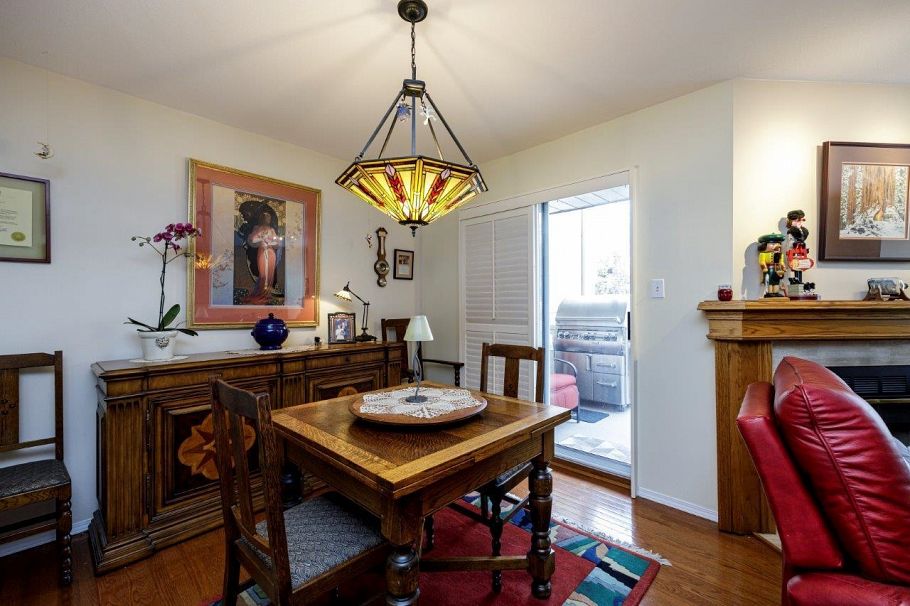 2 261 W 16th Street North Vancouver, BC - 8