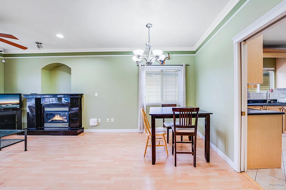 742 E 51st Avenue Vancouver, BC - 13