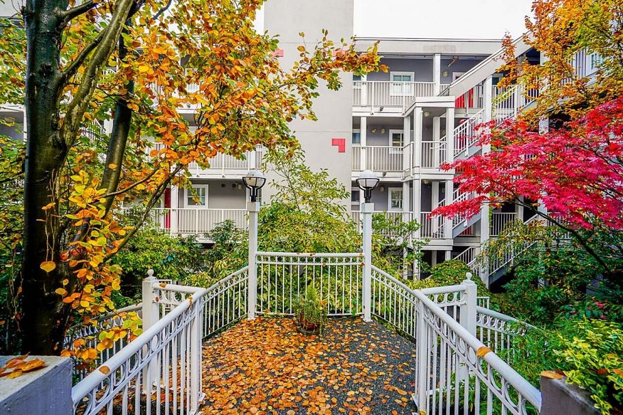 202 1333 W 7th Avenue Vancouver, BC - 24