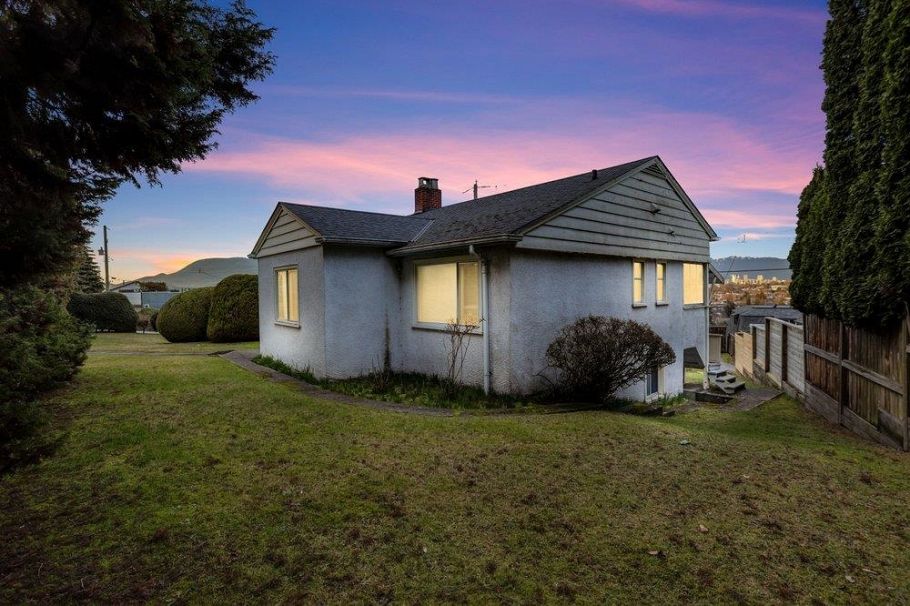 4180 Quesnel Drive Vancouver, BC - 4