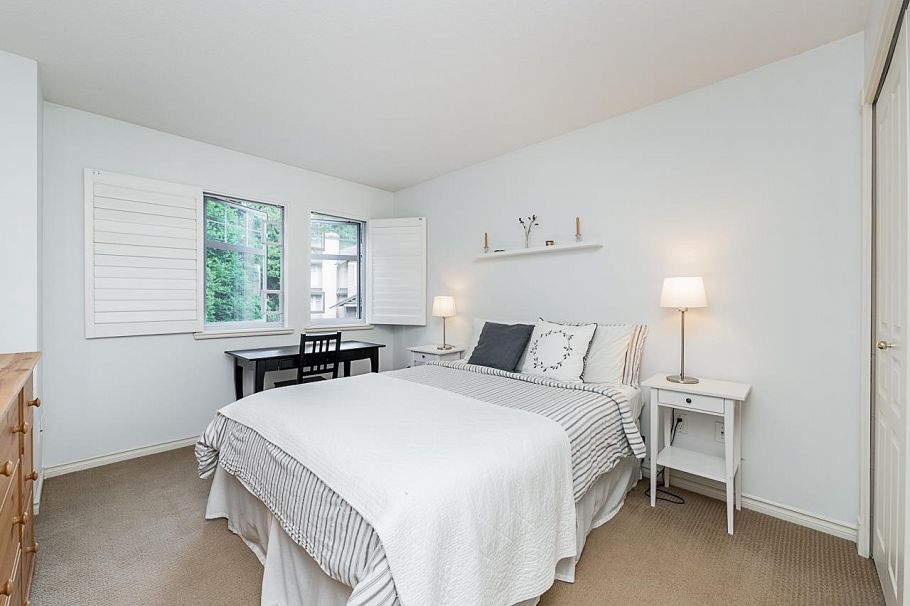 1174 Strathaven Drive North Vancouver, BC - 20