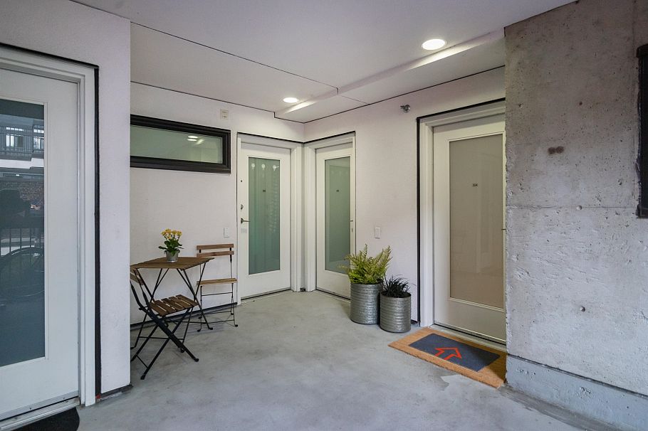 304 370 Carrall Street Vancouver, BC - 21