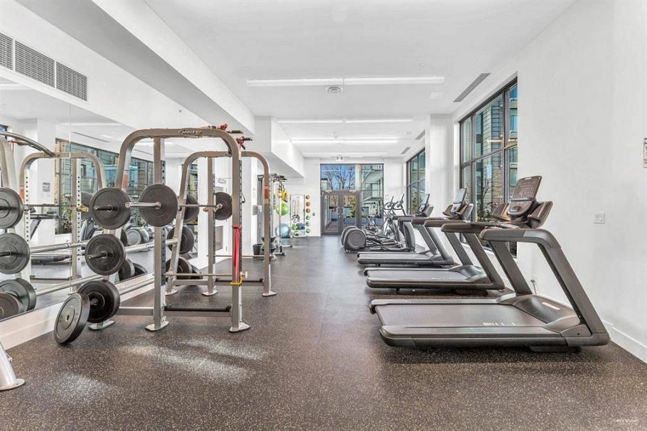 1002 1401 Hunter Street North Vancouver, BC - 14