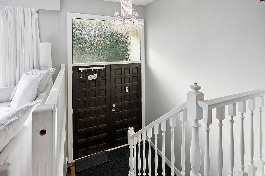 4938 Redonda Drive North Vancouver, BC - 14