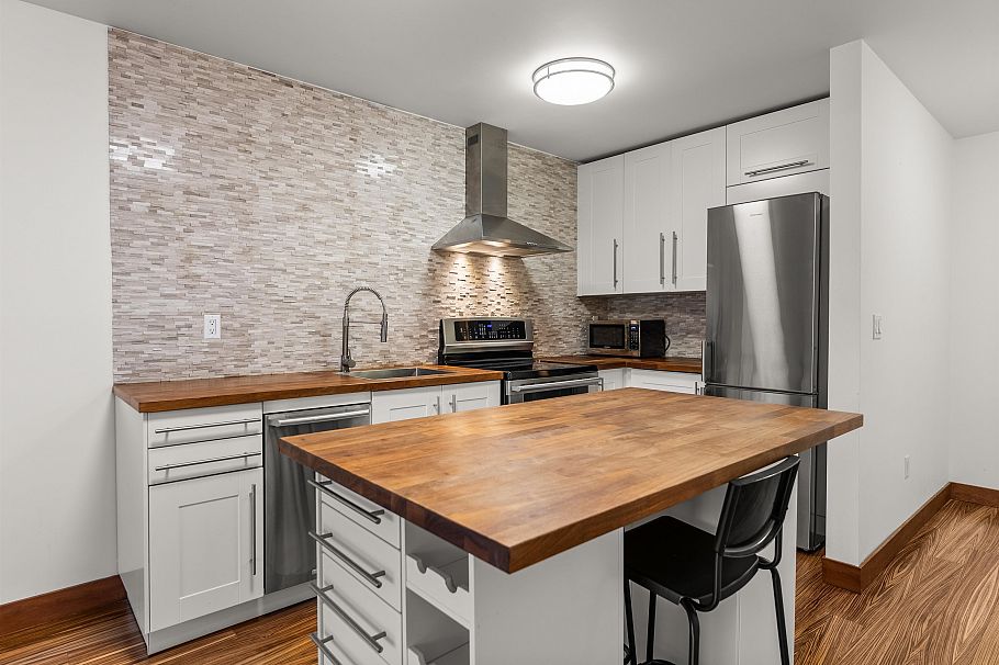 305 1266 W 13th Avenue Vancouver, BC - 26