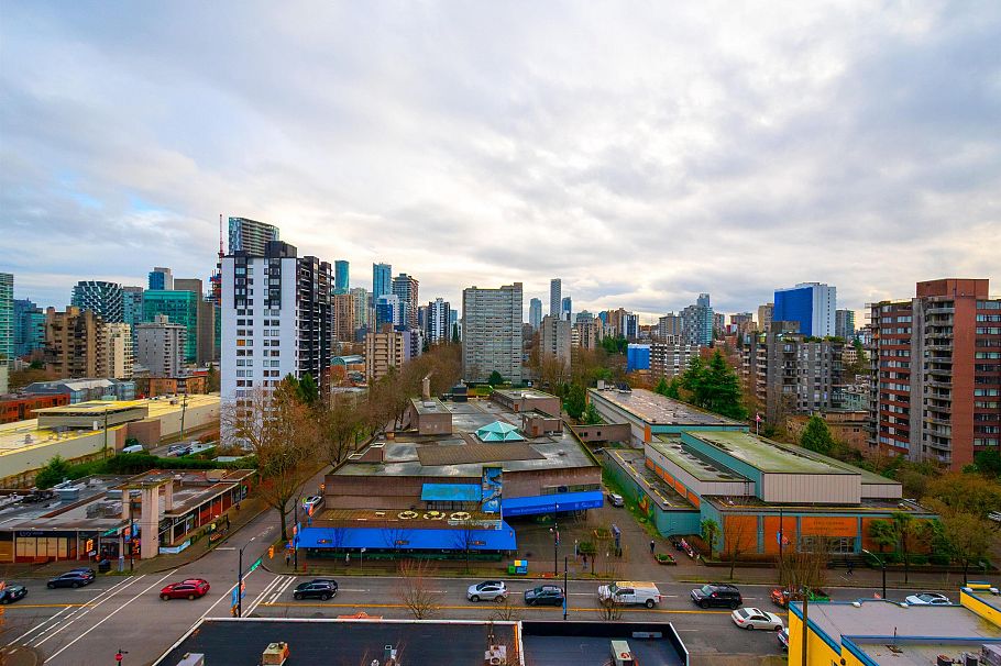 1103 1816 Haro Street Vancouver, BC - 10
