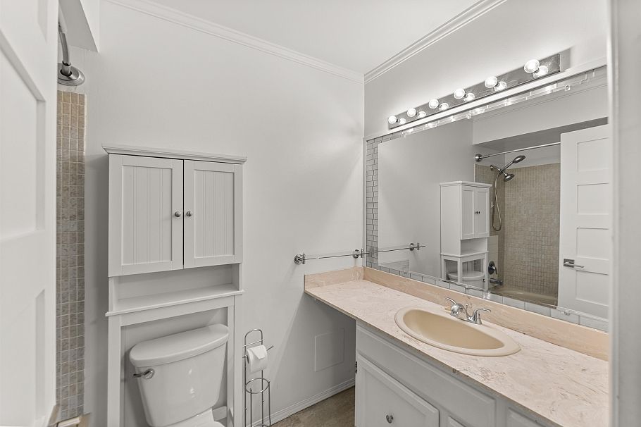 305 1266 W 13th Avenue Vancouver, BC - 19