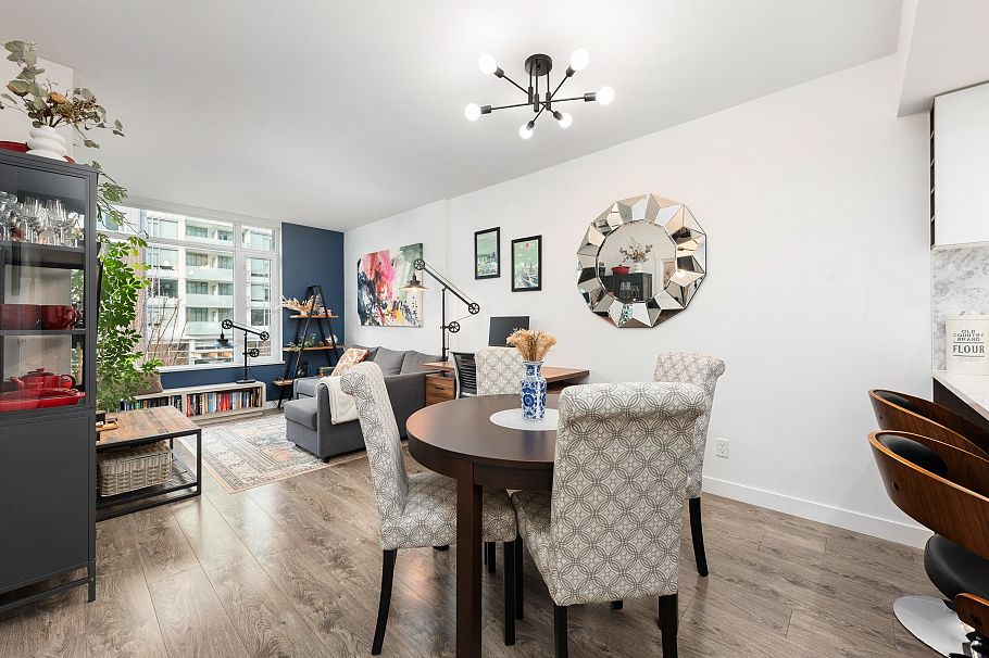 303 110 Switchmen Street Vancouver, BC - 10