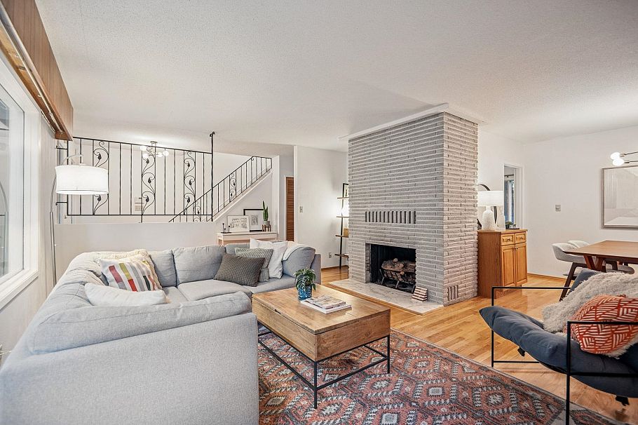 2174 Hoskins Road North Vancouver, BC - 6