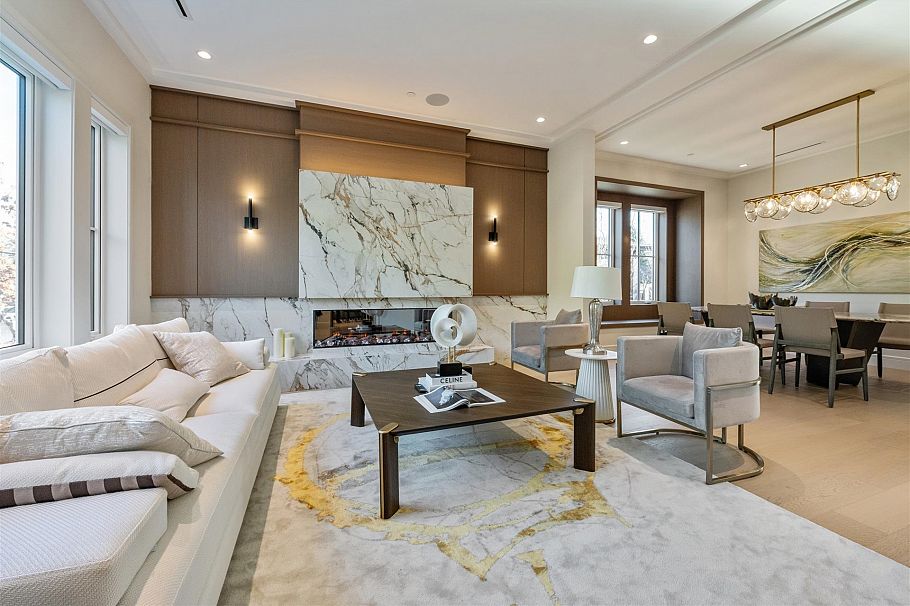 3852 W 50th Avenue Vancouver, BC - 2