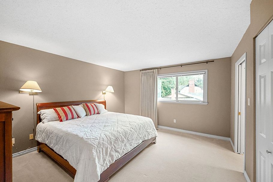 1200 Hilary Place North Vancouver, BC - 14