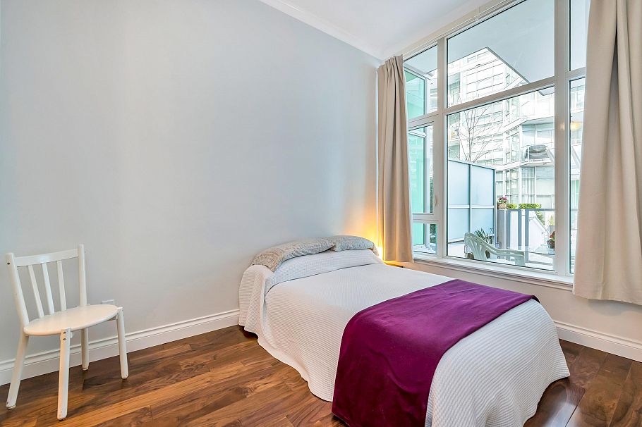 103 185 Victory Ship Way North Vancouver, BC - 11