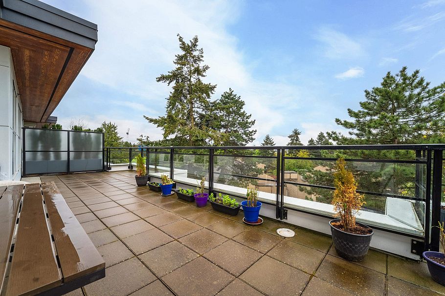 PH2 7988 Yukon Street Vancouver, BC - 6