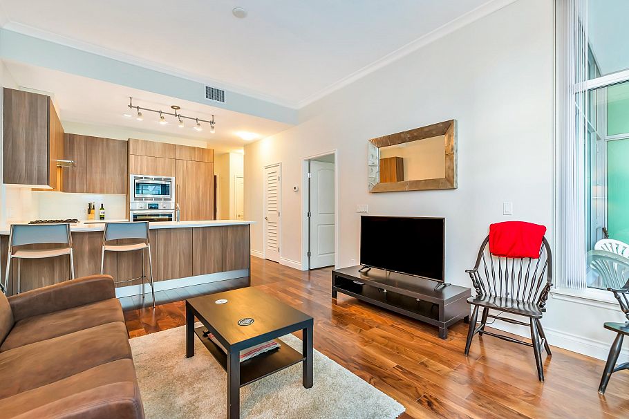 103 185 Victory Ship Way North Vancouver, BC - 6