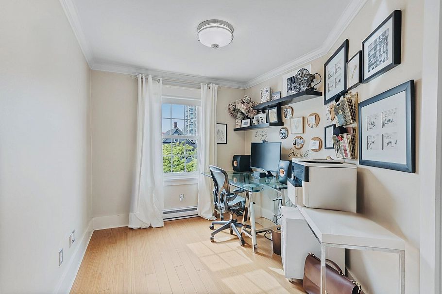 1365 W 7th Avenue Vancouver, BC - 8