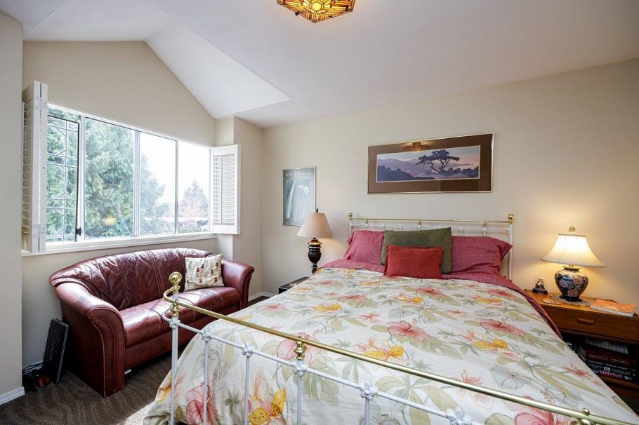 2 261 W 16th Street North Vancouver, BC - 23