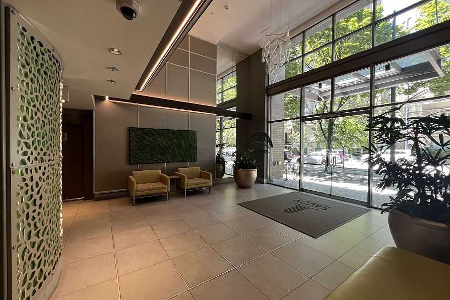 1203 928 Richards Street Vancouver, BC - 3