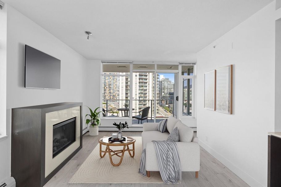 1302 158 W 13th Street North Vancouver, BC - 6