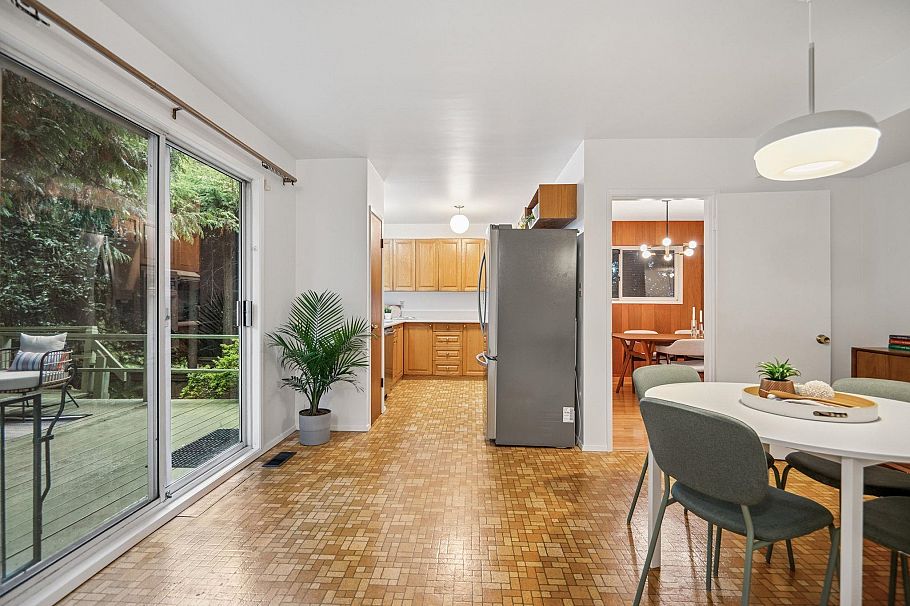 2174 Hoskins Road North Vancouver, BC - 16