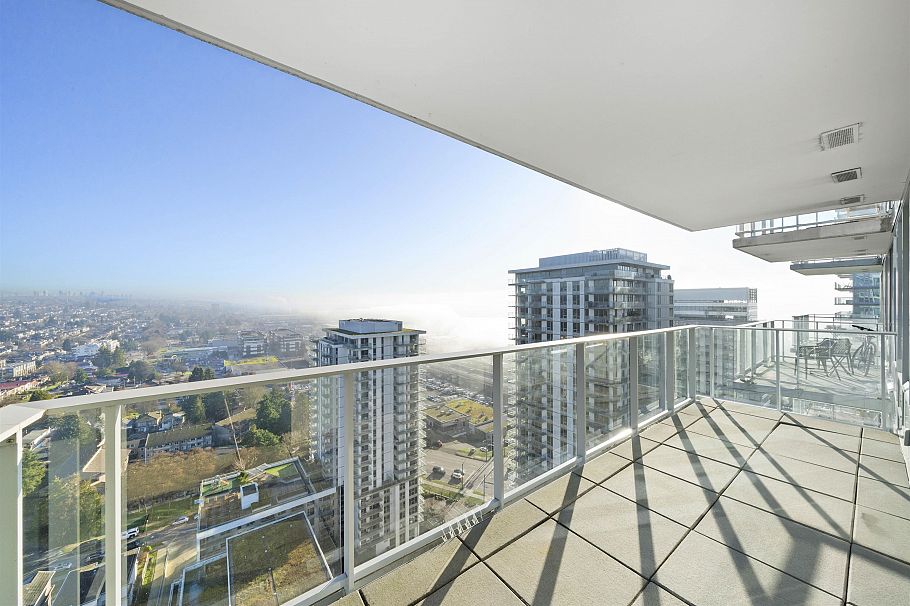 2402 8031 Nunavut Lane Vancouver, BC - 21