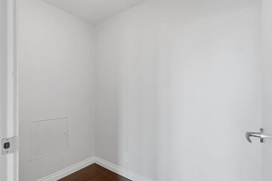 2001 668 Citadel Parade Vancouver, BC - 7