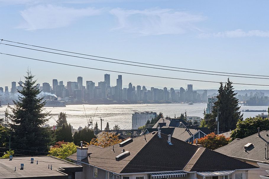 333 E Keith Road North Vancouver, BC - 18