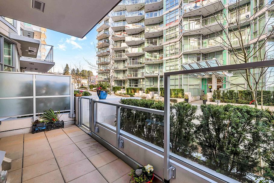 103 185 Victory Ship Way North Vancouver, BC - 16