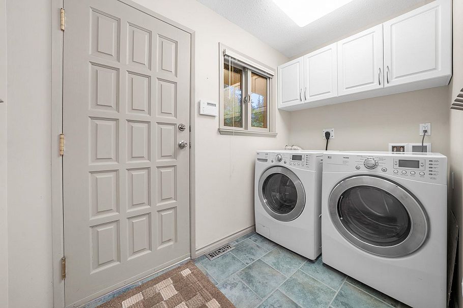 1200 Hilary Place North Vancouver, BC - 13