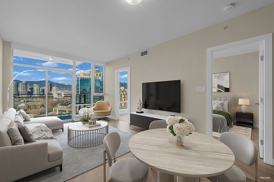 1613 1618 Quebec Street Vancouver, BC - 1