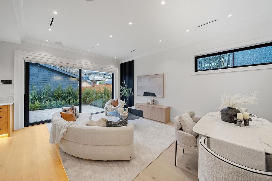 2 1841 Parker Street Vancouver, BC - 17