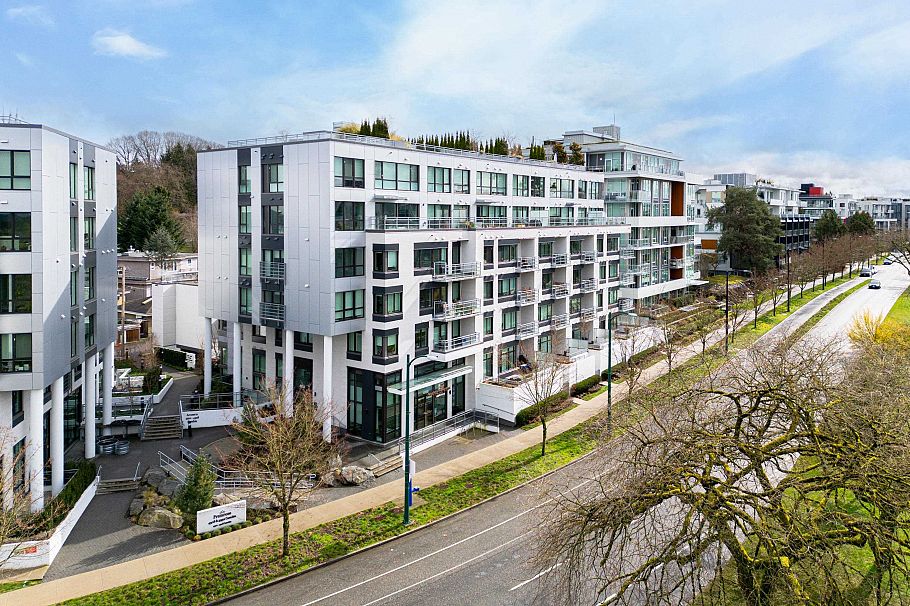 104 4932 Cambie Street Vancouver, BC - 4