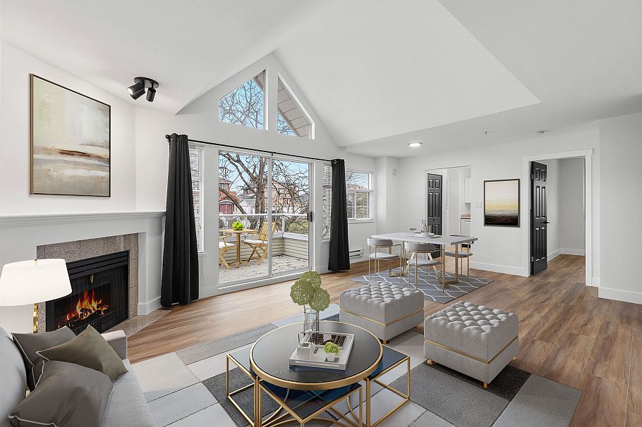 404 3638 Rae Avenue Vancouver, BC - 1