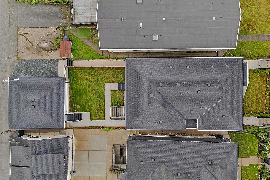 583 E 60th Avenue Vancouver, BC - 33