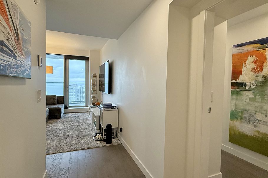 3605 1480 Howe Street Vancouver, BC - 10